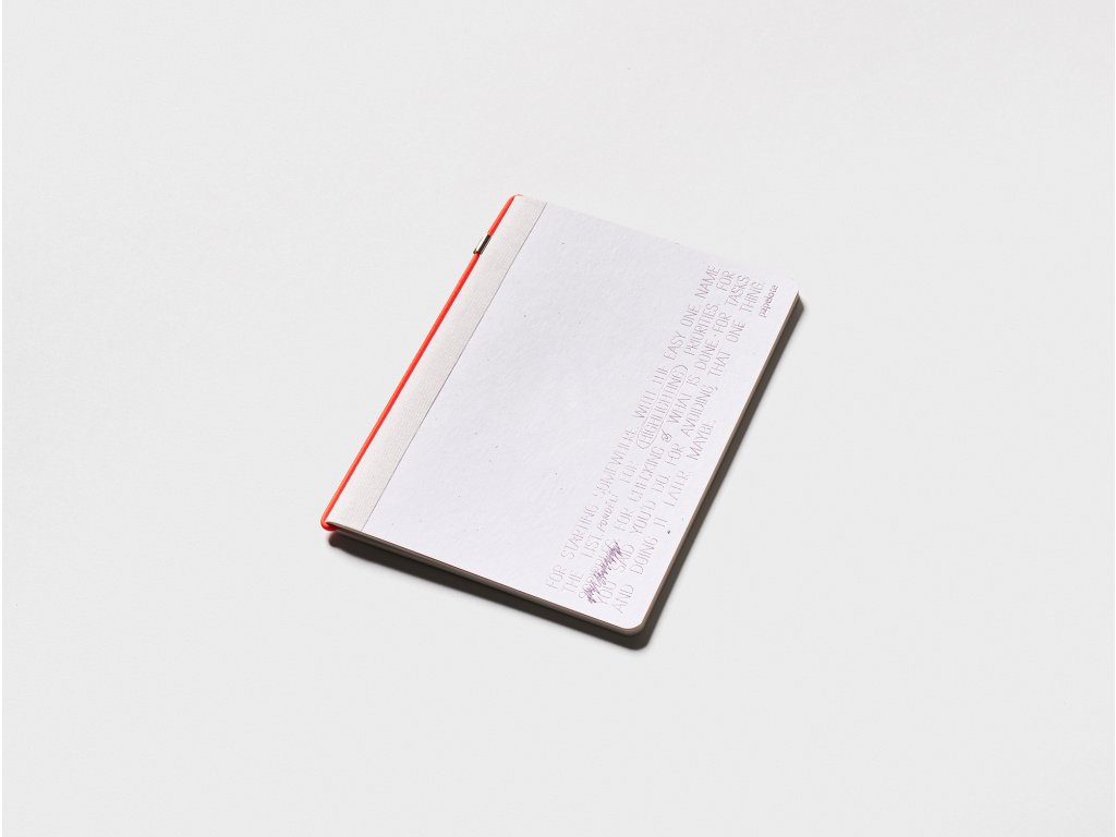 Produkt Journal – Checklist na bílém pozadí