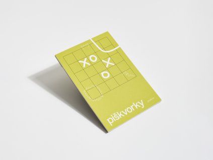 Produkt Papírová hra Piškvorky na bílém pozadí